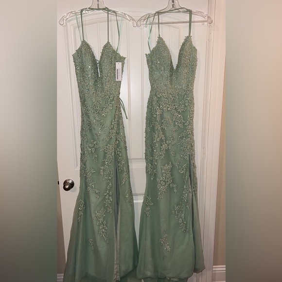 Sage lace-up ball gown, prom dress, pageant dress sizes L & M - Picture 5 of 5